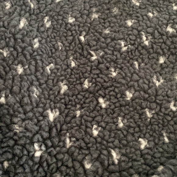 Vineyard Vines Fleece - Picture 6 of 6